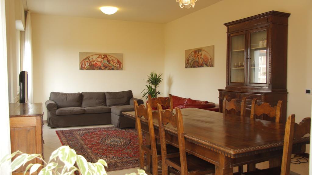 Апартаменти Casa Farinati Верона Номер фото